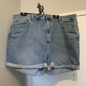 ASOS Plus Size Denim Shorts Size UK 22 US 18